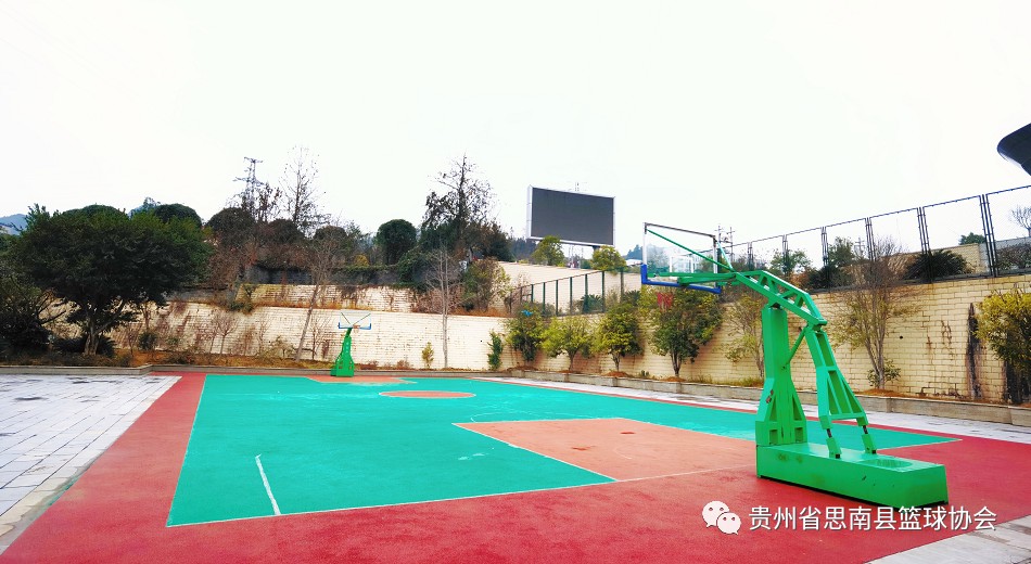 大学生篮球爱好者如何借鉴偶像的成长路径_0